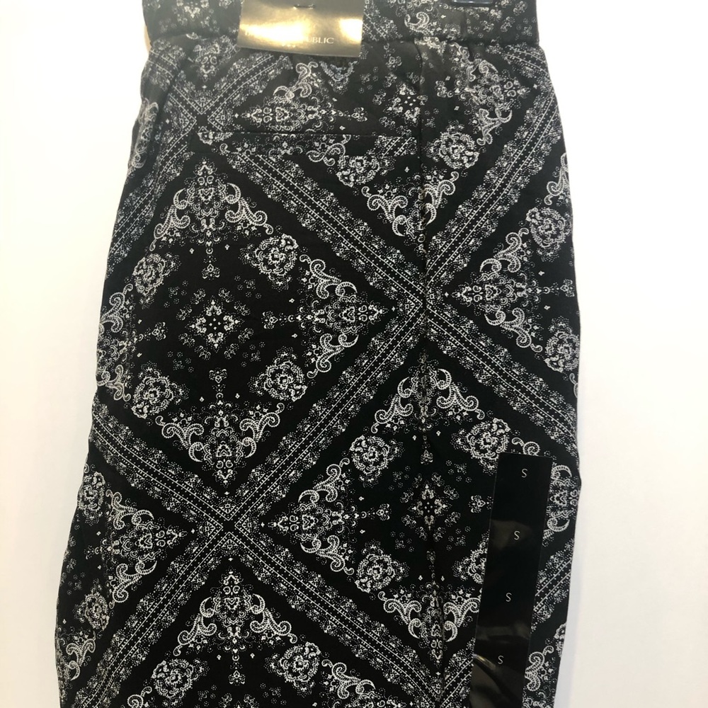 💥NWT Banana Republic Pull on straight pant - Picture 4 of 6